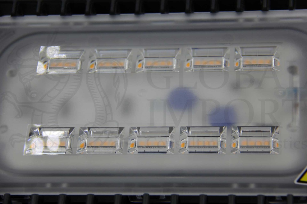 Светодиодный прожектор LED PHILIPS BVP171 30W IMG_7401.jpg